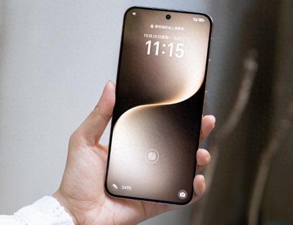 億策略 新机盘点: 7020mAh旗舰新机;6.3英寸小屏高配手机